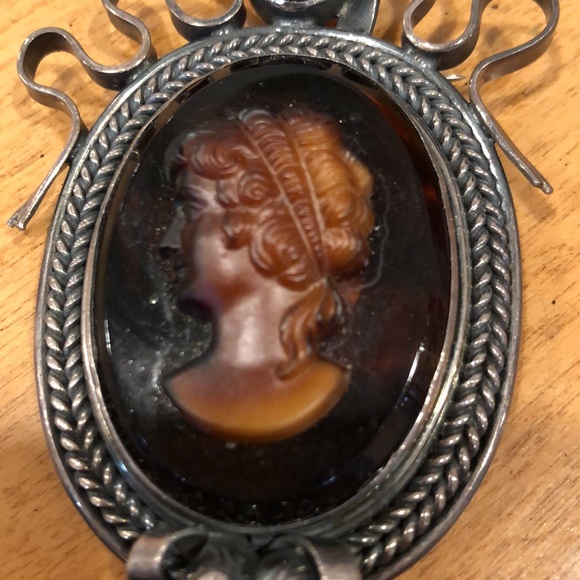 Lozana dark amber, silver, carved vintage pendant pin Rare...